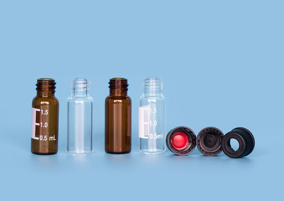XHPHAPACKの精油ねじ帽子は2ml EPAのガラスびんをピペットで移す